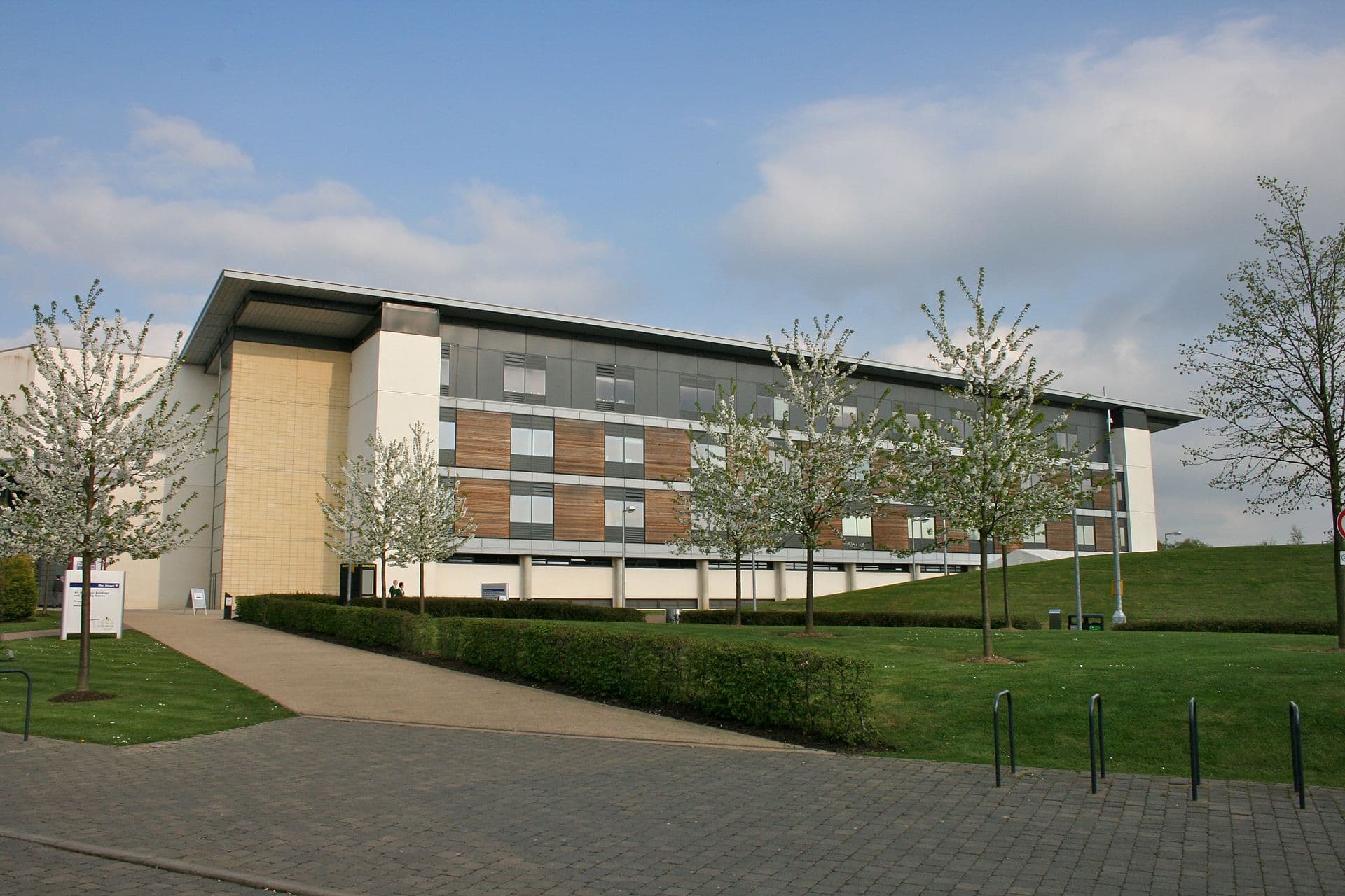 University of Hertfordshire campus